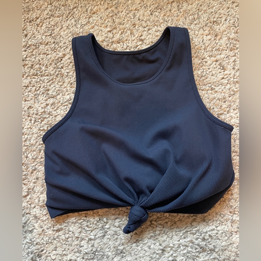 Gap Fit workout crop tank